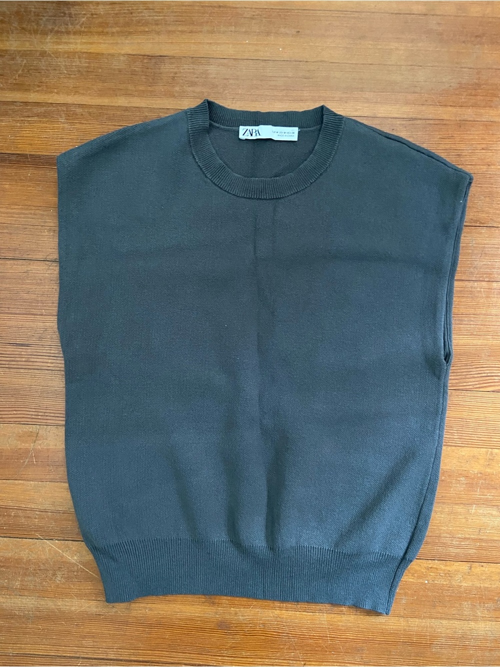 Zara Gray Crewneck Knit Sweater Vest